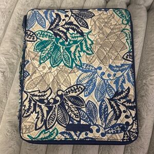 Floral Leaf Patterned Laptop Sleeve